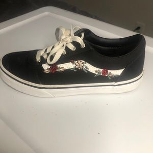 Custom rose Vans